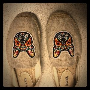Like new pair of Soludos shoes w/frenchie logo